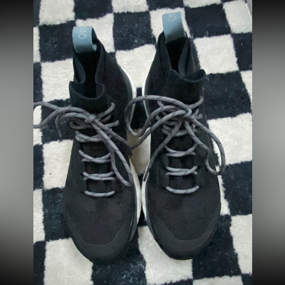 Terrex Gore-Tex Hiking shoes / Size 6.5 Women's